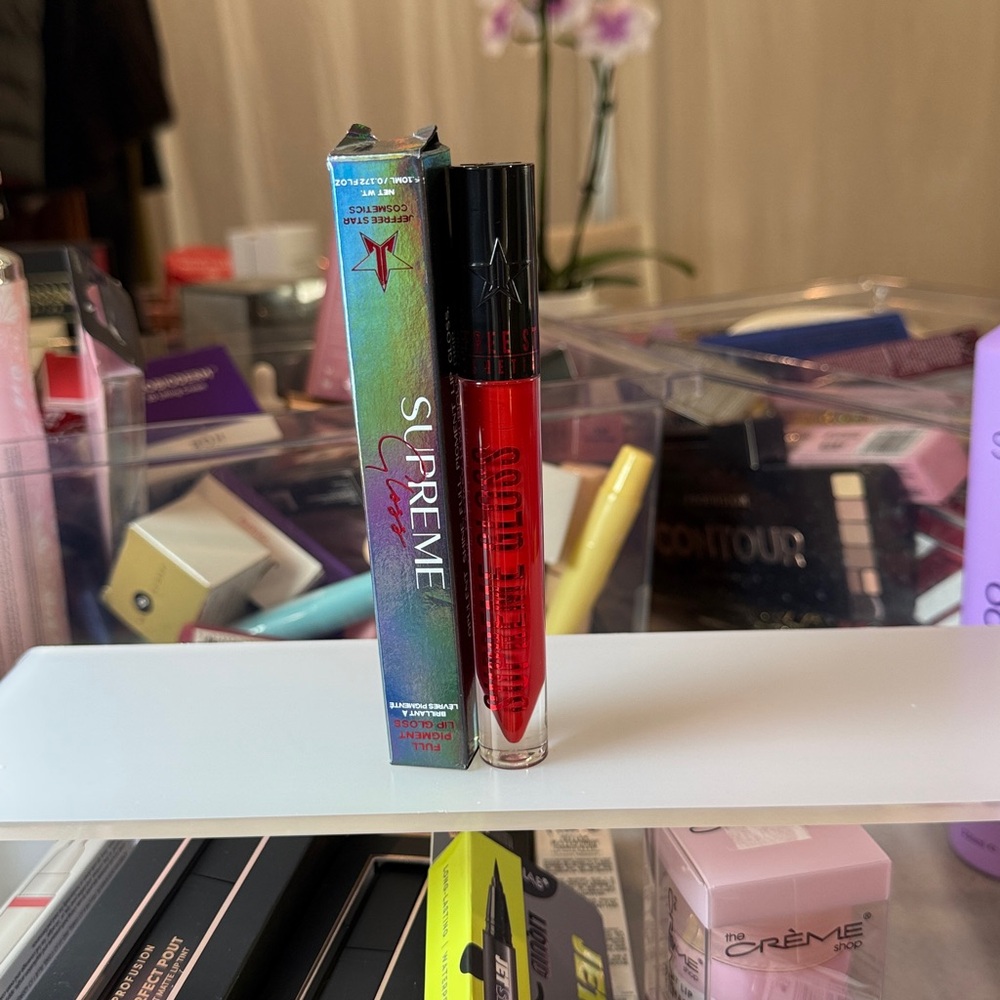 Jeffree Star Supreme Gloss Red